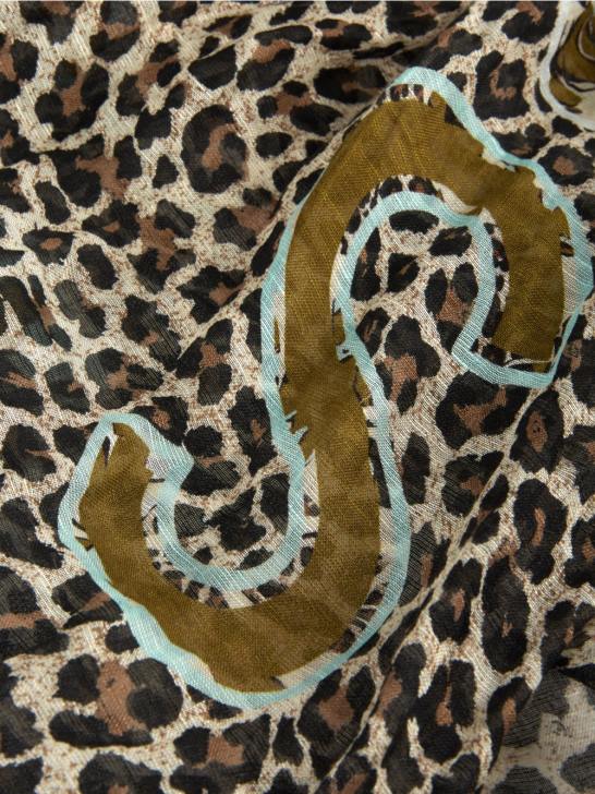 accessoire poeder crème 464J1733 sjaal met luipaardprint en letters Marc Cain