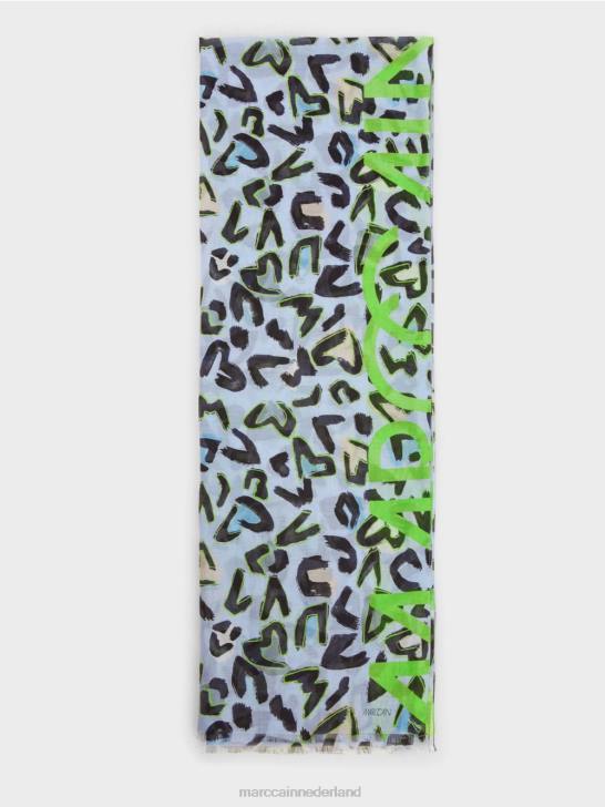 accessoire zacht poederblauw 464J1689 sjaal met graffiti-geïnspireerd ontwerp Marc Cain