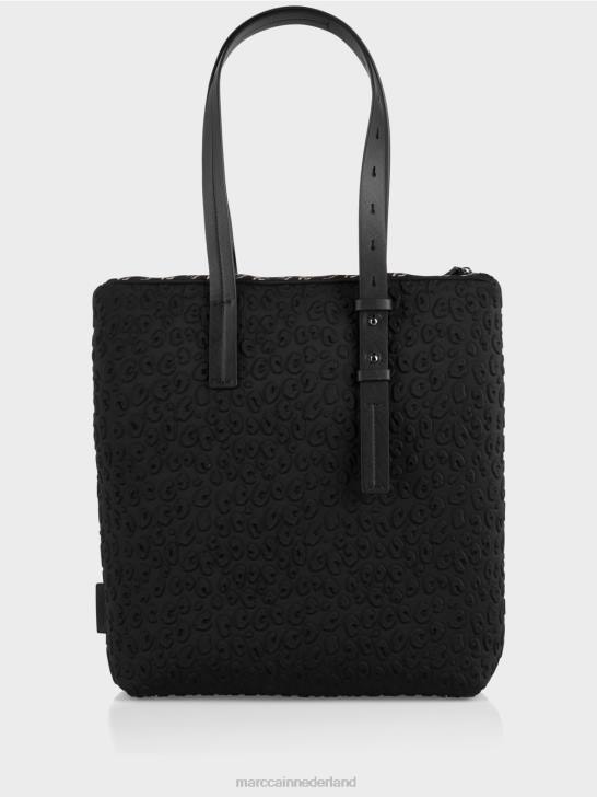 accessoire zwart 464J1518 shopper gemaakt van techno materiaal Marc Cain