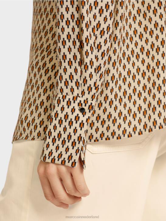 kleding crème 464J917 viscose blouse met all-over print Marc Cain