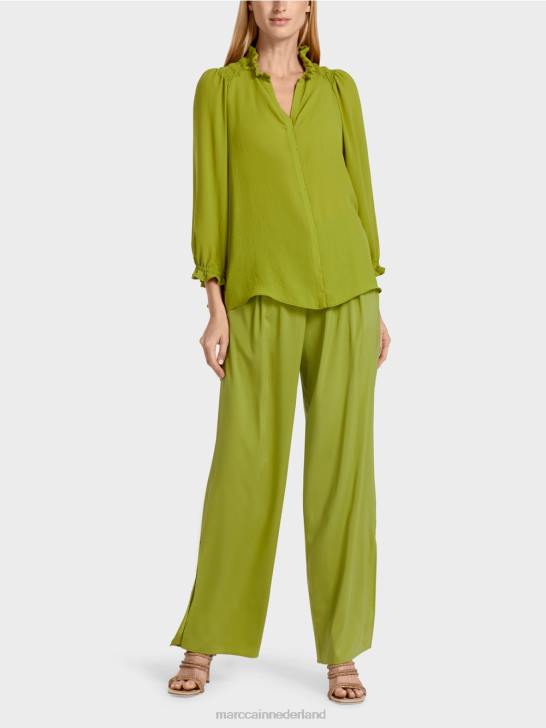 kleding diep olijfgroen 464J949 "Samen heroverwegen" blouse Marc Cain
