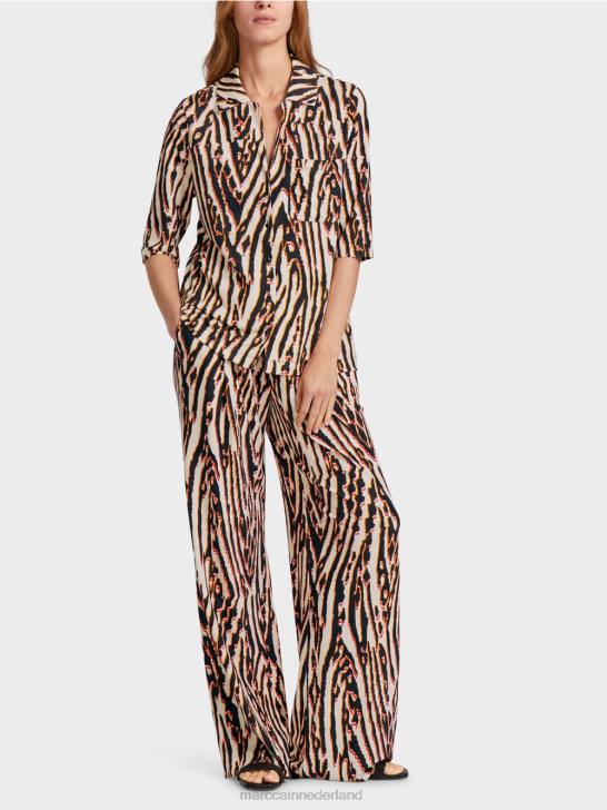 kleding dieprood 464J919 blouse met dierenbontprint Marc Cain