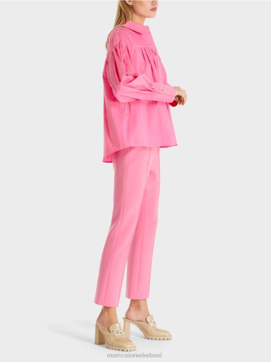 kleding fel roze 464J976 blouse met schouderpas en plooien Marc Cain