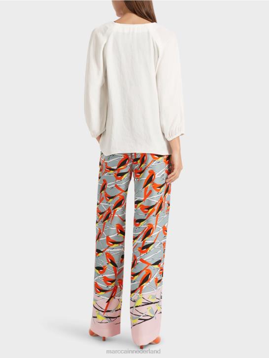 kleding gebroken wit 464J891 blouse met v-hals \"rethink samen\". Marc Cain