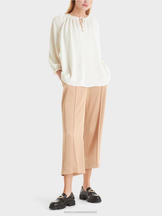 kleding gebroken wit 464J898 blouse "samen heroverwegen" Marc Cain