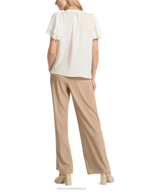 kleding gebroken wit 464J951 \"rethink Together\" top in blousestijl Marc Cain