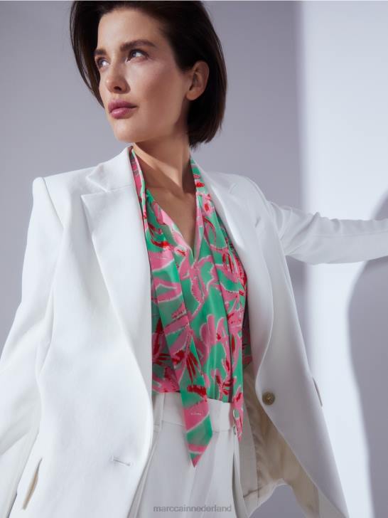 kleding heldere jade 464J972 blouse met ruches en bloemenprint Marc Cain