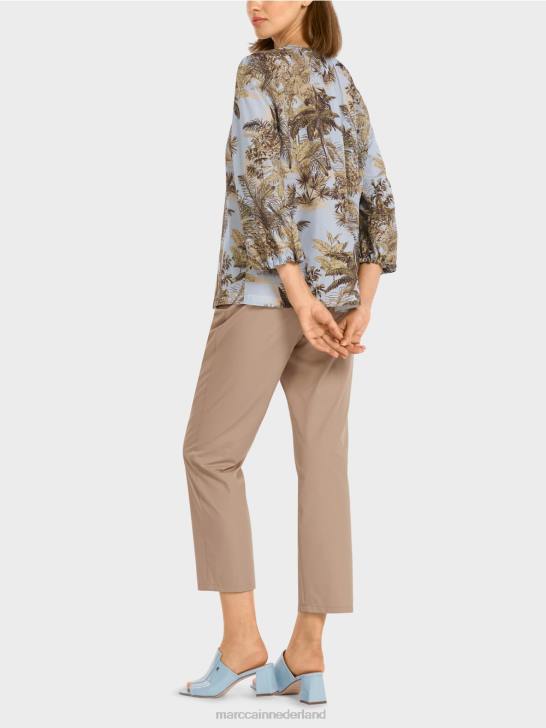 kleding licht poederblauw 464J965 top in blousestijl met palmmotief Marc Cain