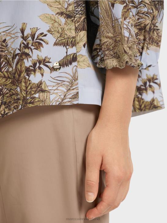 kleding licht poederblauw 464J965 top in blousestijl met palmmotief Marc Cain