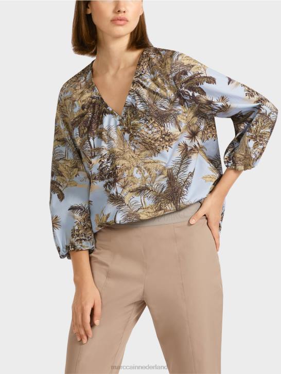 kleding licht poederblauw 464J965 top in blousestijl met palmmotief Marc Cain