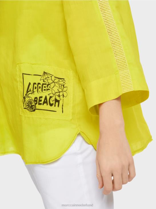 kleding lichte kalk 464J934 blouse met \"apres beach\" applicatie Marc Cain
