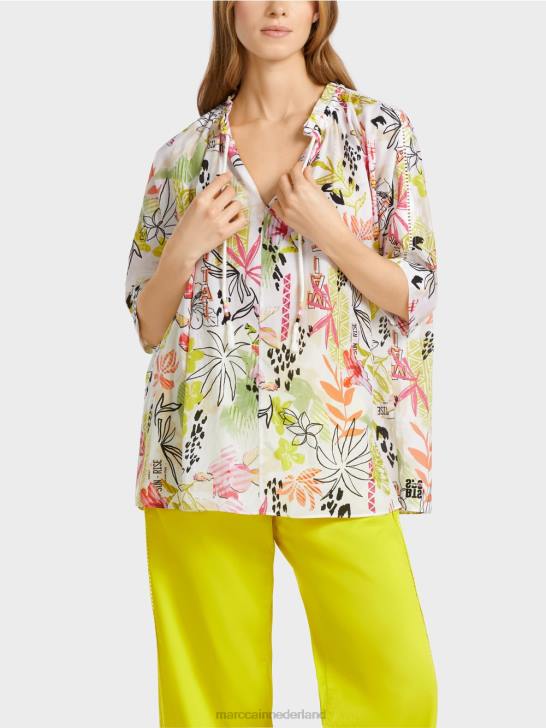 kleding lichte kalk 464J937 blouse met print en bloemmotief Marc Cain