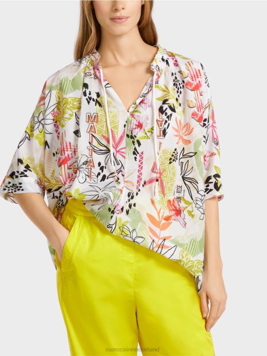 kleding lichte kalk 464J937 blouse met print en bloemmotief Marc Cain