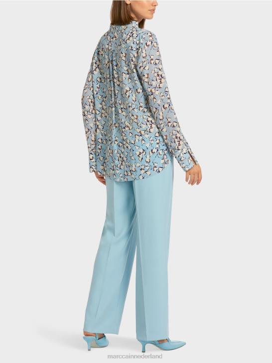kleding sfeervol blauw 464J1018 top met print in blousestijl en v-hals Marc Cain