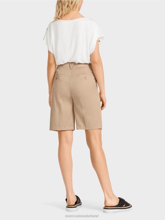 kleding diep zand 464J658 Finieke shorts in een vrouwelijke pasvorm Marc Cain