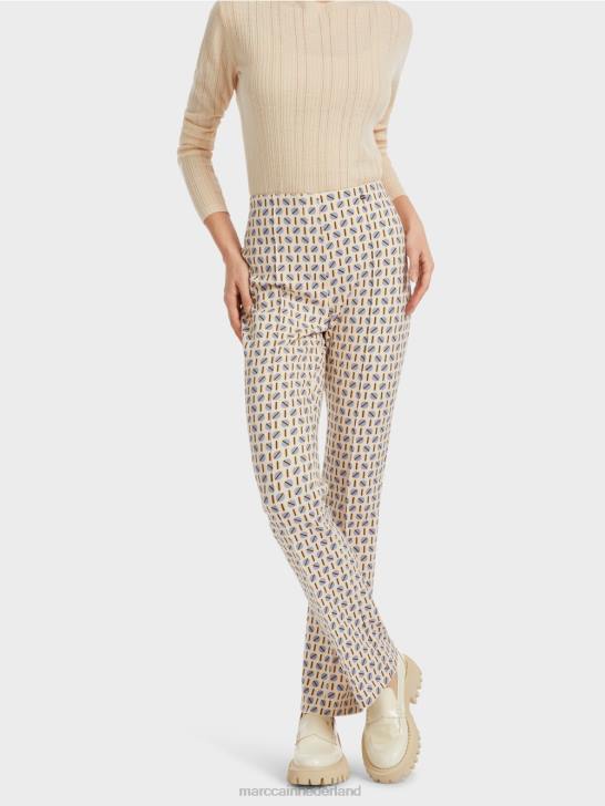 kleding donkere crème 464J555 Frederica broek met grafische print Marc Cain