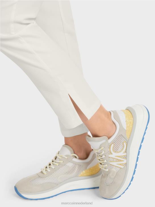 kleding gebroken wit 464J717 \"rethink Together\" broek met wijde pijpen Marc Cain