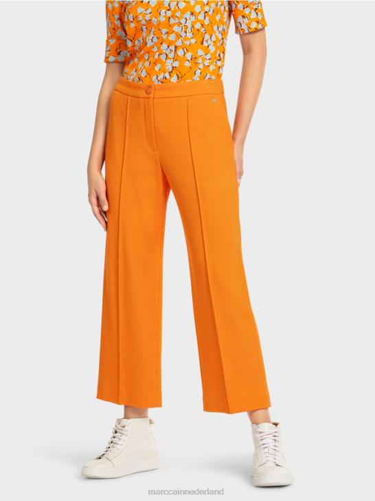 kleding helder oranje 464J732 broek met wijde pijpen Marc Cain