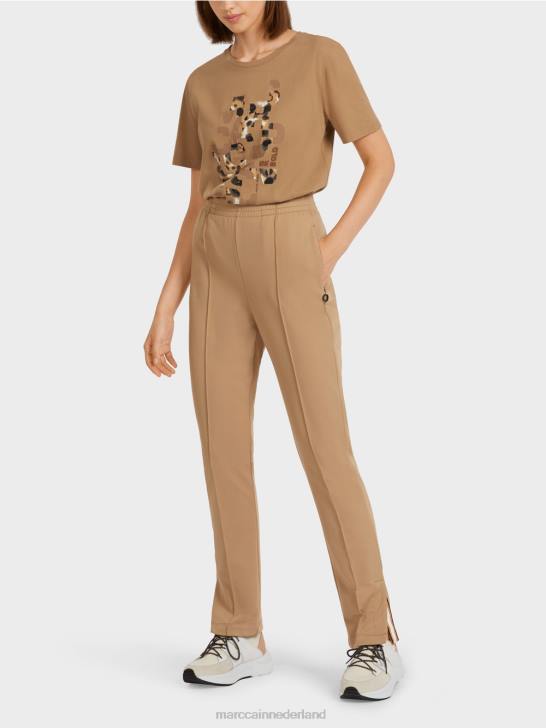 kleding lichte koffie 464J710 broek met zijsplitten Marc Cain