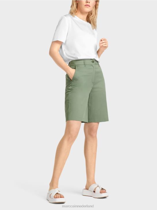 kleding mystiek groen 464J663 Finieke shorts in een vrouwelijke pasvorm Marc Cain