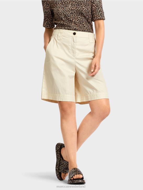 kleding poeder crème 464J704 \"Samen heroverwegen\" korte broek Marc Cain