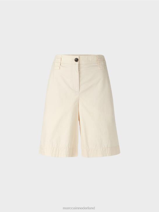 kleding poeder crème 464J704 \"Samen heroverwegen\" korte broek Marc Cain