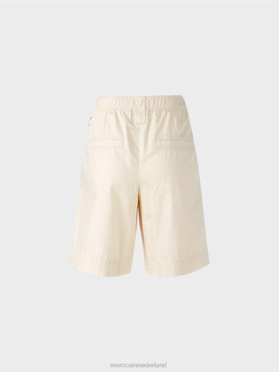 kleding poeder crème 464J704 \"Samen heroverwegen\" korte broek Marc Cain