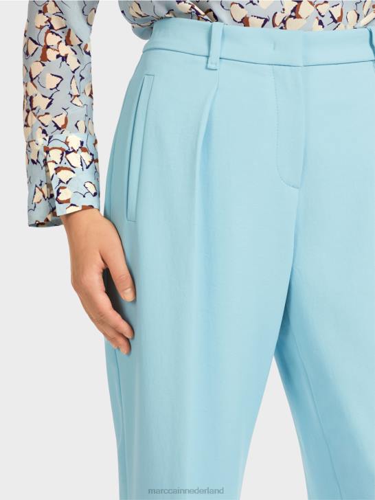 kleding sfeervol blauw 464J734 lichtgewicht broek met geperste vouwen Marc Cain