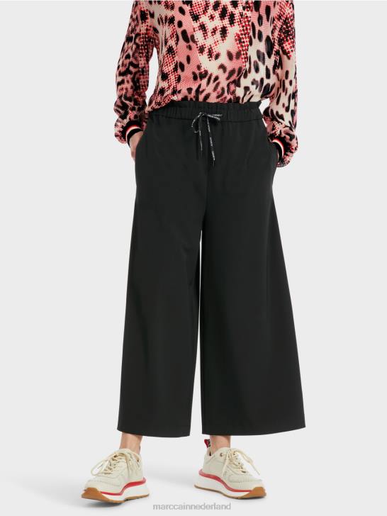 kleding zwart 464J539 7/8 broek met uitlopende pijpen willmar Marc Cain