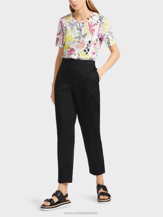 kleding zwart 464J627 broek met plooien en elastische tailleband Marc Cain