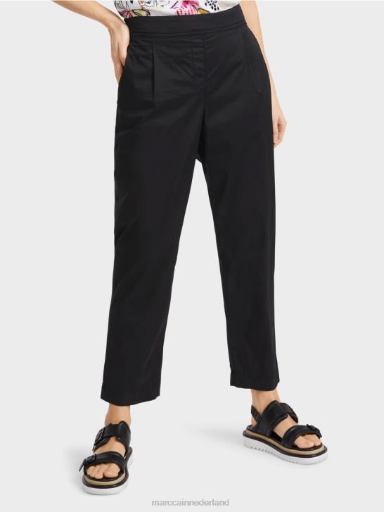kleding zwart 464J627 broek met plooien en elastische tailleband Marc Cain