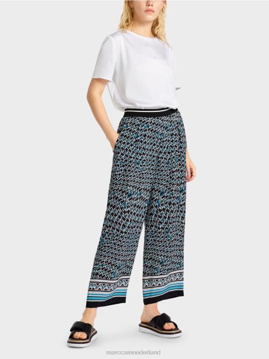 kleding zwart 464J674 witten broek in seventies design Marc Cain