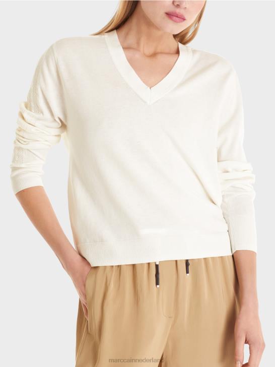 kleding gebroken wit 464J1154 elegante fijngebreide trui met V-hals Marc Cain