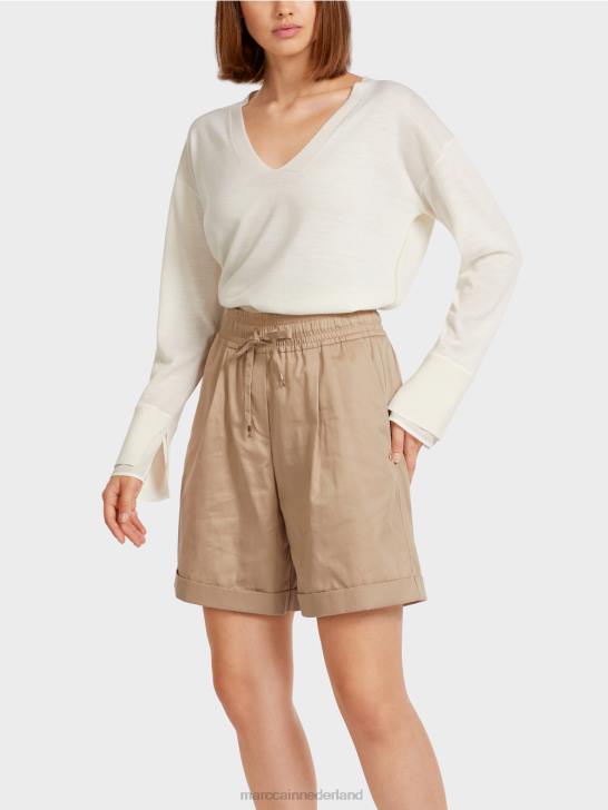 kleding gebroken wit 464J1158 fijne gebreide trui met v-hals Marc Cain