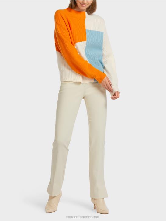 kleding helder oranje 464J1208 oversized gebreide trui Marc Cain