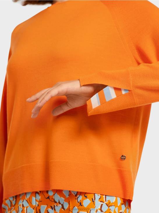 kleding helder oranje 464J1209 gebreide trui met contrasterende mouwsplit Marc Cain