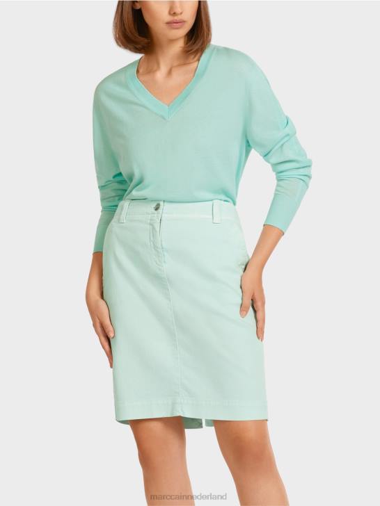 kleding zacht dakraam 464J1170 elegante fijngebreide trui met V-hals Marc Cain