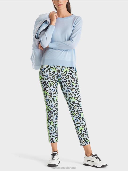 kleding zacht poederblauw 464J1098 fijngebreide "rethink Together" trui Marc Cain