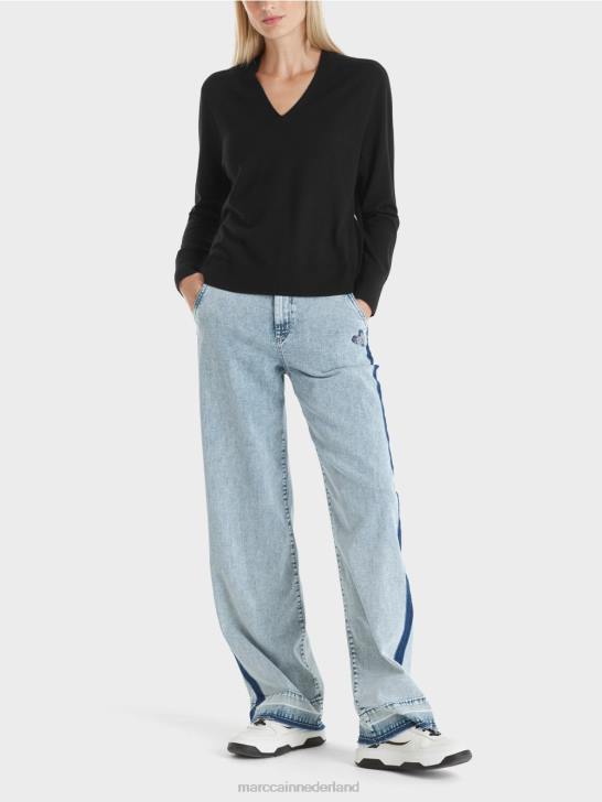 kleding zwart 464J1108 Gebreide trui "rethink Together". Marc Cain