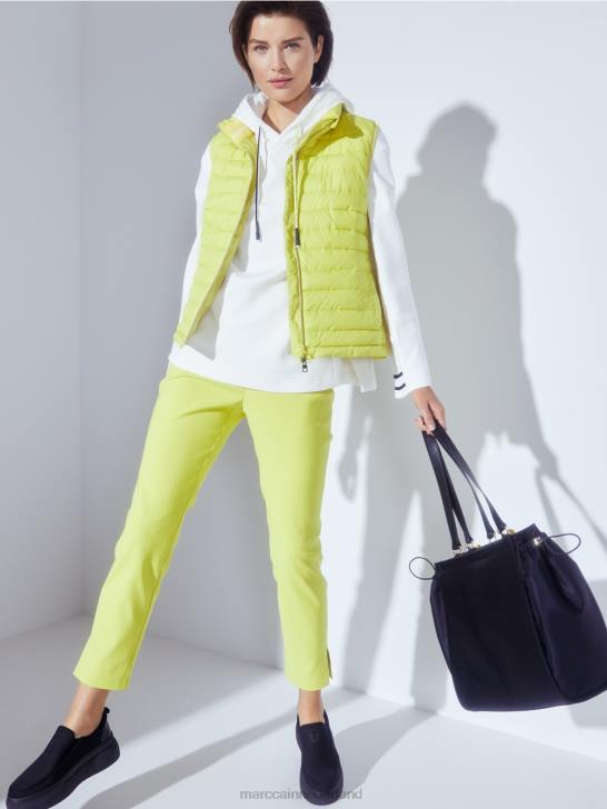 kleding groene zwavel 464J286 gilet met 3m thinsulate isolatie Marc Cain