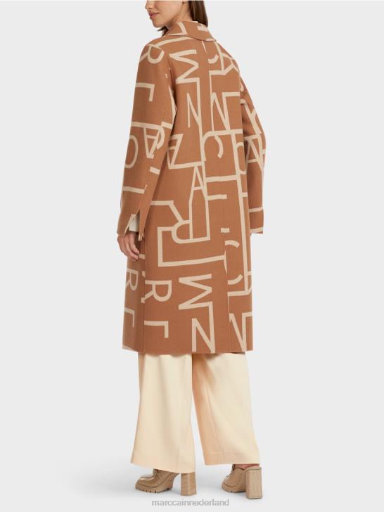 kleding kameel 464J291 jas met gestileerde mc-letters Marc Cain