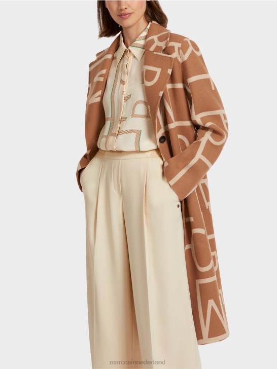 kleding kameel 464J291 jas met gestileerde mc-letters Marc Cain