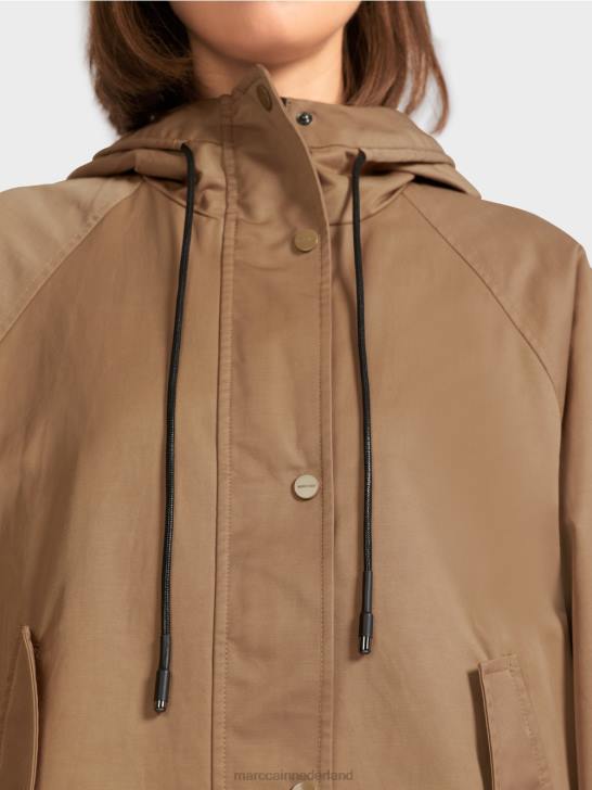 kleding lichte koffie 464J283 casual outdoorjack met print Marc Cain