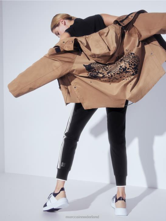 kleding lichte koffie 464J283 casual outdoorjack met print Marc Cain