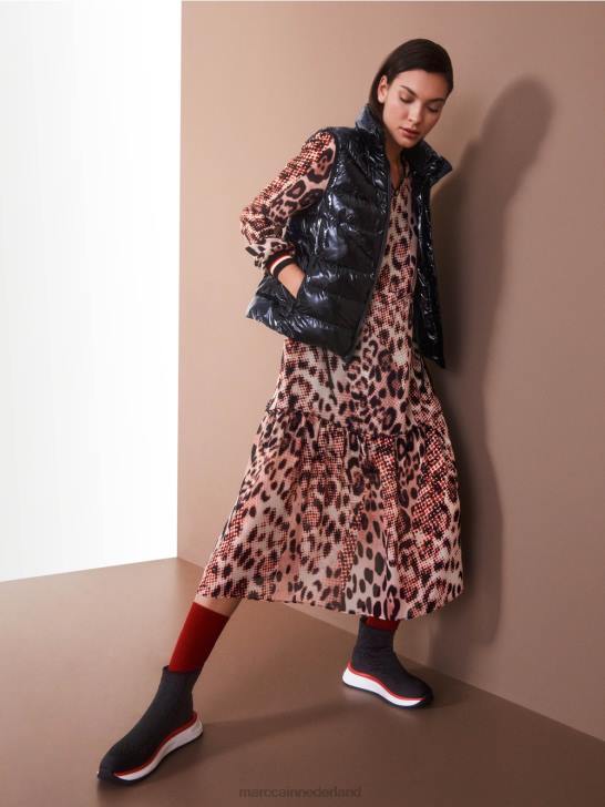 kleding zwart 464J237 gewatteerd gilet met 3m thinsulate Marc Cain