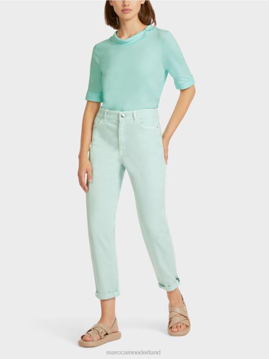 kleding licht zacht dakraam 464J810 "Samen heroverwegen" jeans Marc Cain