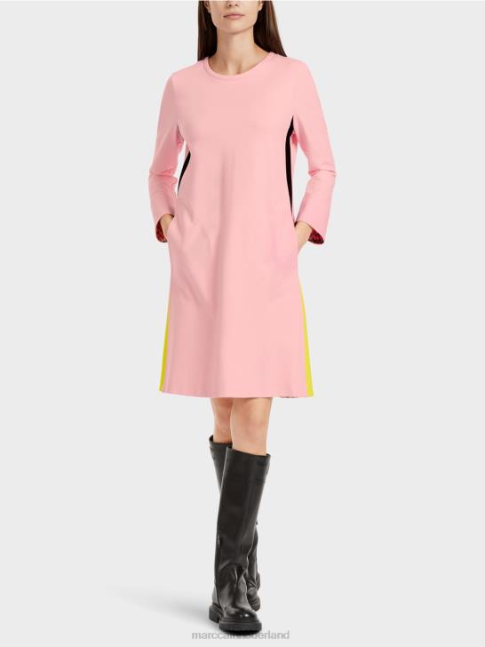 kleding zacht poederroze 464J32 sportief jurkje met vlechtstrepen Marc Cain