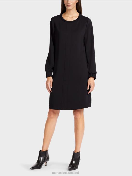 kleding zwart 464J136 korte, sportieve jurk Marc Cain