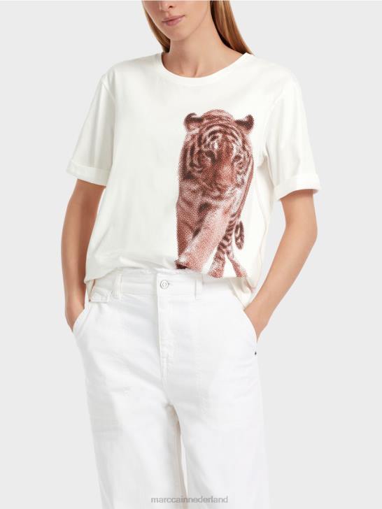 kleding gebroken wit 464J1261 leo design \"samen heroverwegen\" t-shirt Marc Cain