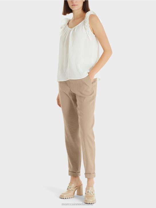 kleding gebroken wit 464J1408 "Samen heroverwegen" bovenaan Marc Cain